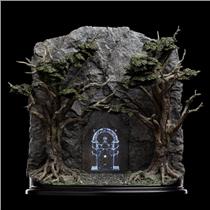 WETA Workshop Lord of the Rings Dwarven Doors of Durin Polystone Statue Diorama