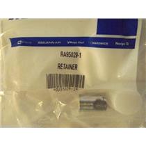 AMANA JENN AIR REFRIGERATOR RA95029-1 Retainer   NEW IN BOX