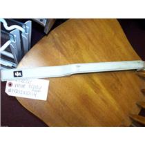 GENERAL ELECTRIC REFRIG WR12X10114 FREEZER HANDLE (WHITE) USED PART ASSEMBLY