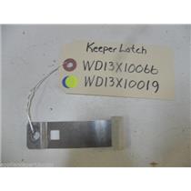 GE DISHWASHER WD13X10066 WD13X10019 LATCH KEEPER USED PART ASSEMBLY