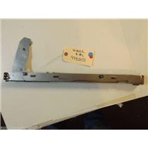 WHIRLPOOL STOVE 9782033 Hinge, Door R Or L  used