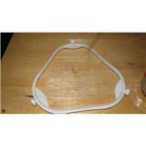 MICROWAVE OVEN SUPPORT ROLLER  TRIANGLE -  PLASTIC - 3 WHEELS 4393861
