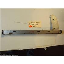 KITCHEN AID STOVE 9782033 Hinge, Door l Or r USED