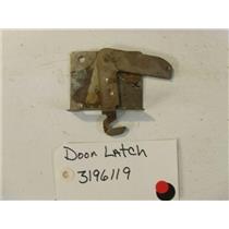 WHIRLPOOL STOVE 3196119 Latch, Door  used part