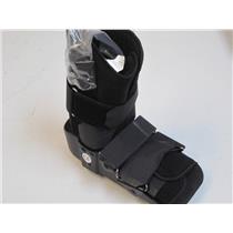 **NEW** MFG Unknown Low Top Boot Brace Walker, Black (Size Small)