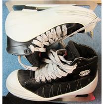 CCM TACKS HOCKEY SKATES, WOMENS SIZE 4 / 37