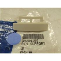 GENERAL ELECTRIC REFRIGERATOR WR2X4100 BOTTOM SUPPORT NEW