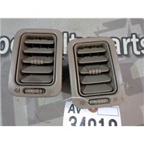 2003 2004 GMC SIERRA 2500HD SLE 6.6 LB7 AUTO 4X4 DASH VENTS PAIR (TAN) EXC SHAPE