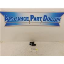 Whirlpool Dishwasher WPW10653840 W10653840 Door Latch Used