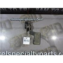 2004 2005 CHEVROLET 3500 2500 SLE 6.6 LLY DIESEL AUTO 4X4 OEM FUEL PEDAL