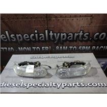 2001 2002 CHEVROLET 2500 3500 6.6 LB7 DIESEL AUTO 4X4 HEAD LIGHT SET (PAIR) LED