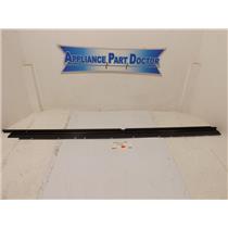 Bosch Range 479312 Right Trim Plate Used