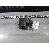 2004 2005 GMC 2500 3500 6.6 LLY DIESEL ZF6 4X4 OEM FUSE BOX 15058032-07