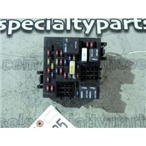 2002 2003 GMC 2500 3500 6.6 LB7 DIESEL AUTO 4X4 FUSE BOX BLOCK 15770992-01