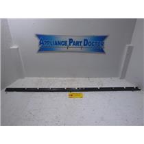 Whirlpool Range WP8302793 Right Side Rail Used