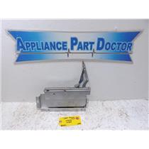 Bosch Range 419090 143619 Door Hinge-Right Used