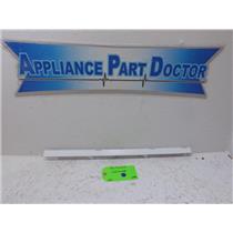 GE Refrigerator WR17X4086 Pan Trim RH Used