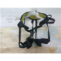 Boaters' Resale Shop of TX 2501 7721.22 SPINLOCK DECK SERIES MAST PRO HARNESS