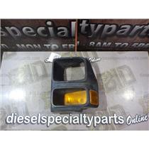 2008 2009 FORD F550 XL 6.4 DIESEL AUTO 4X4 PASSENGER SIDE SIGNAL HEADLIGHT BEZEL