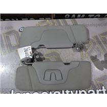 2001 - 2002 CHEVROLET 2500HD 6.6 DIESEL AUTO 4X4 SUN VISOR SET ( PEWTER ) OEM
