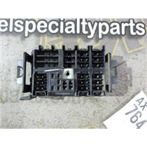 2001 - 2002 CHEVROLET 2500HD 6.6 DIESEL AUTO 4X4 FUSE BLOCK 15319405-06 OEM