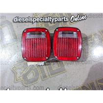 2003 2004 FORD F750 XLT GROTE 3 STUD STOP / TAIL / SIGNAL LIGHTS (PAIR) 5371