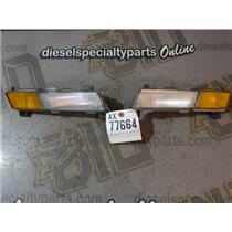 1989 1990 CHEVROLET CORVETTE 5.7 AUTO CONVERTIBLE FRONT SIDE MARKER LIGHTS (2)