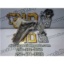 1992 1993 FORD F250 XL 7.3 DIESEL ZF5 4X4 EXT CAB STEERING COLUMN BRACE MOUNT