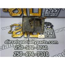 1998 1999 JEEP CHEROKEE 4.0 AUTO 4X4 BATTERY TRAY HOLDER OEM