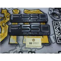 1999 2000 FORD F550 XLT 7.3 DIESEL ZF6 4X4 OEM FENDER EMBLEMS (F550 XLT) SET