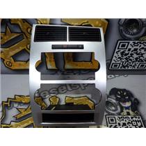 2006 2007 DODGE CHARGER 5.7 HEMI AUTO OEM CENTRE DASH RADIO CLIMATE TRIM VENTS