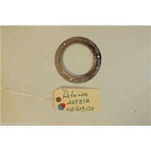 KENMORE STOVE 229372   WB2X9150   Retainer   used