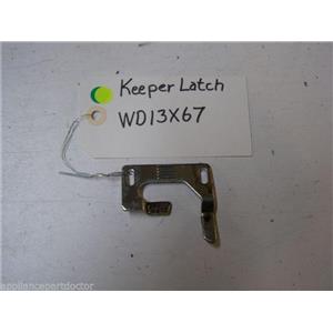 HOTPOINT DISHWASHER WD13X67 LATCH KEEPER USED PART ASSEMBLY