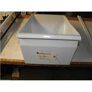 HOTPOINT GE RCA REFRIGERATOR WR32X1312 1/2 PAN USED PART ASSEMBLY F/S