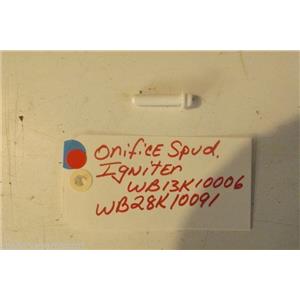GE STOVE WB13K10006 WB2K10091  Orifice spud, igniter  USED PART