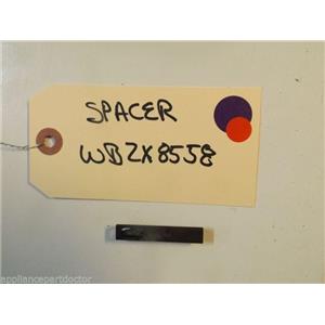 HOTPOINT Stove WB2X8558 Spacer  used