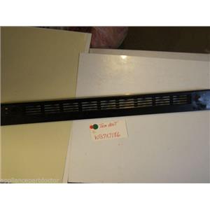 GE STOVE WB7X7186  Trim Vent   USED PART
