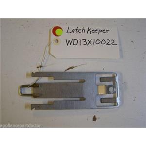 GE DISHWASHER WD13X10022 LATCH KEEPER USED PART ASSEMBLY