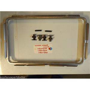 GE STOVE  WB2X8559 WB2X8319 WB2X8320 Window Spacer  W/CLIPS  USED