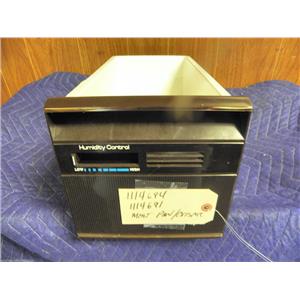 WHIRLPOOL REFRIGERATOR 1114694 1114691 MEAT PAN USED PART ASSEMBLY