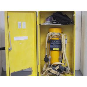 Scott TC-3HWM 153 Air-Pak 30 Min SCBA Kit w/ Encon Wall Cabinet
