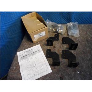 Ford Base Rail Adapter Kit 55202 Ford 99-05 New
