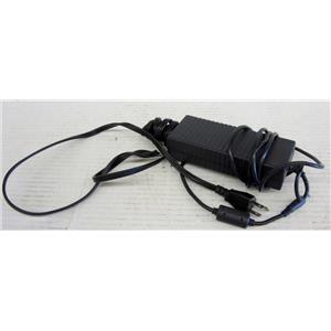 DELL REV A01 POWER ADAPTER FOR A LAPTOP S/N: CN-09Y819-71615-427-18CA