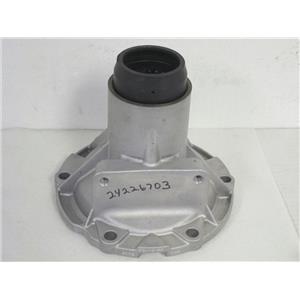 NEW GM 24226705 Transmission Case Rear Extension Housing w/Seal
