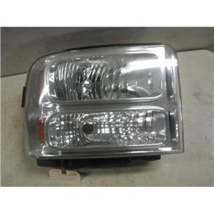 2005 2006 2007 FORD F350 F450 PASSENGER SIDE HEAD LIGHT OEM