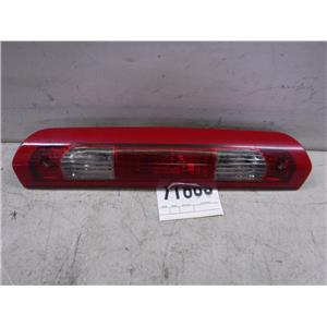 2003 - 2006 DODGE RAM 1500 2500 3RD BRAKE CAB LIGHT CARGO OEM