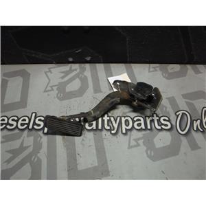 2004 - 2006 GMC CHEVY 6.6 LLY DURAMAX FUEL PEDAL OEM AUTOMATIC