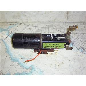 Boaters’ Resale Shop of TX 1502 4101.21 WAGNER SE-AUTOPIOLOT 12V HYDRAULIC PUMP