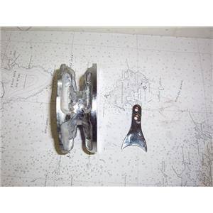 Boaters' Resale Shop of TX 2009 1772.12 QUICK WINDLASS 3/8" GYPSY & STRIPPER