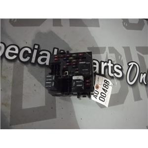 2001 - 2004 GMC 2500 6.6 LBZ DIESEL FUSE BOX MR 15770992-01 OEM